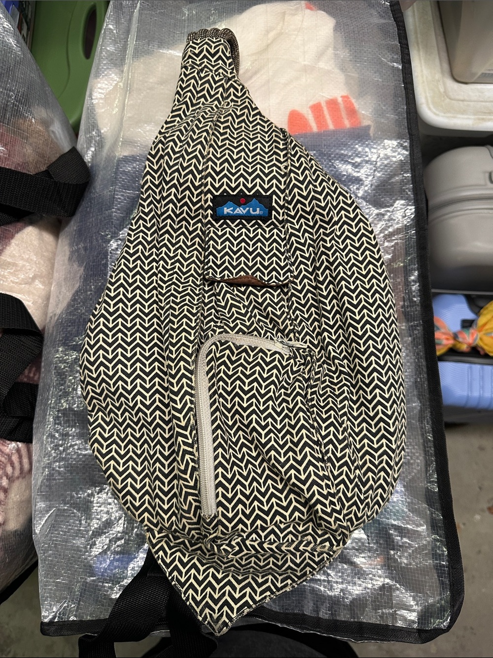 Kavu Black & White Chevron Sling Bag